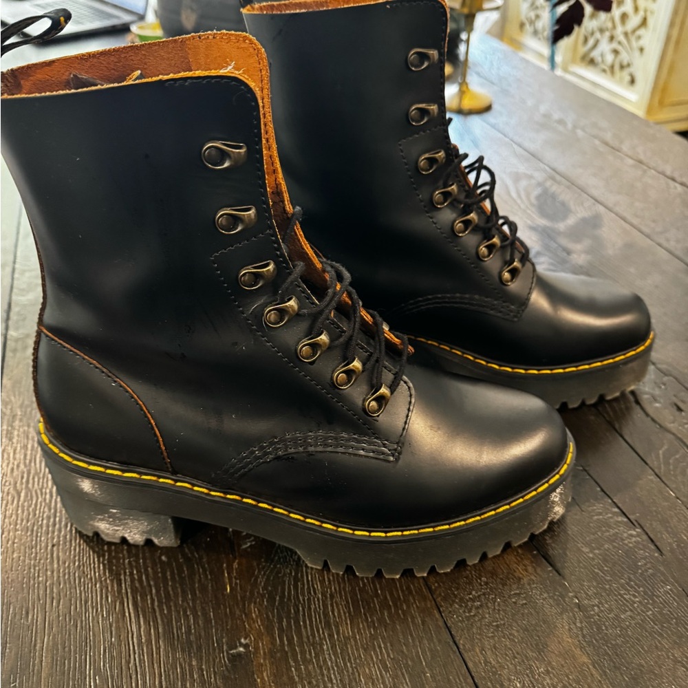 Platform Dr. Martens Black Leather Boots